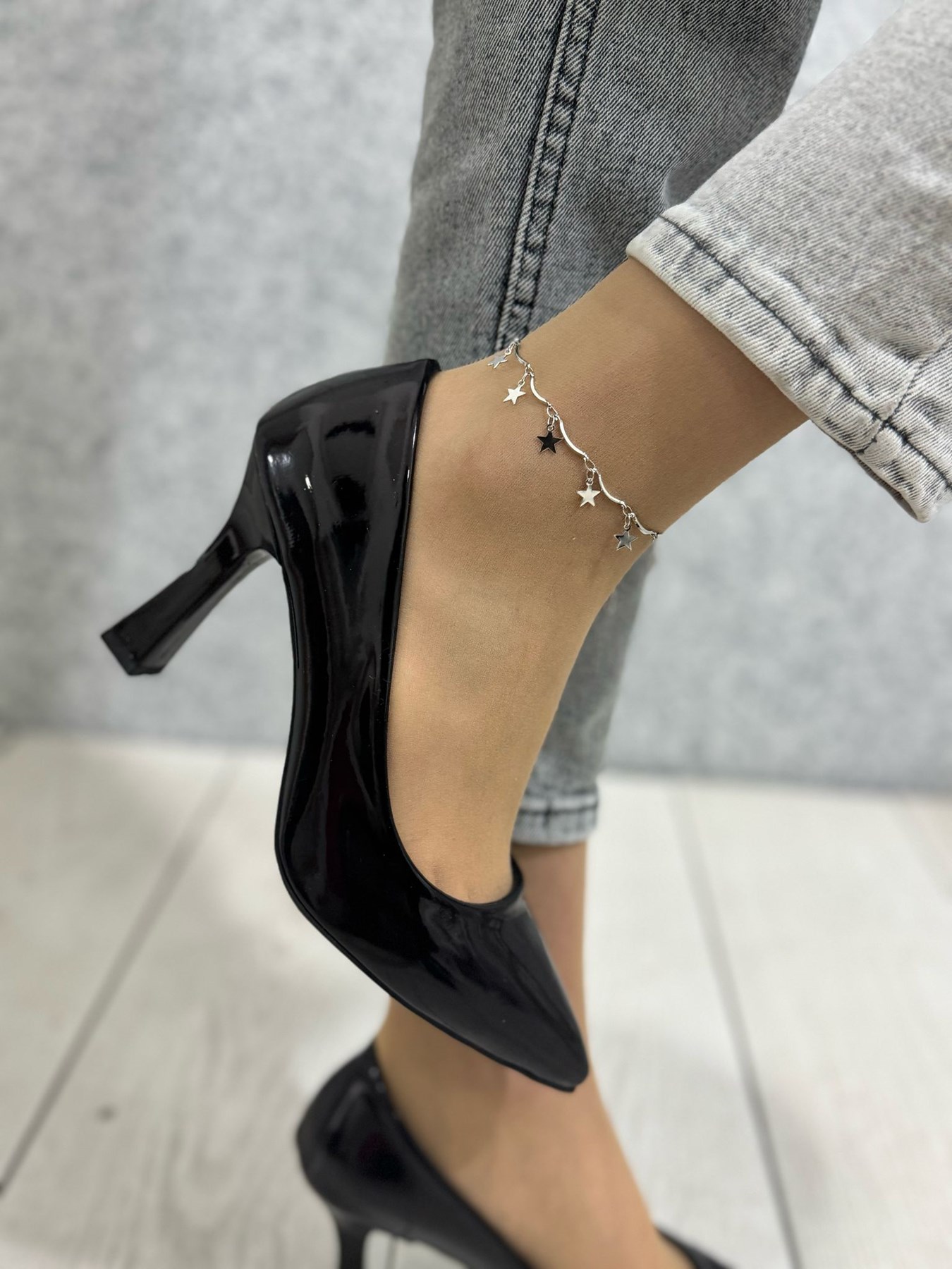 Siyah Rugan Sivri Burun Stiletto - Görsel 2